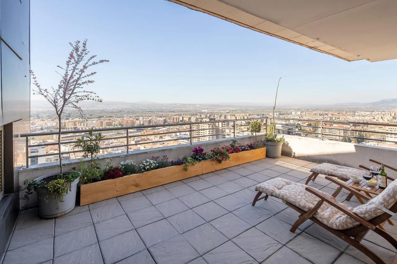 Apartment Atico Top Granada, Penthouse, 18-19Th Floor, City Centre, Views, Terrace, Free Parking