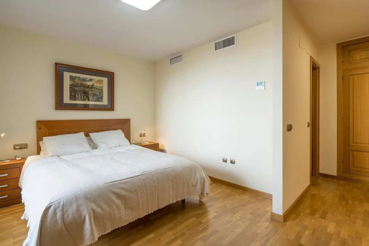 Atico Top Granada, Penthouse, 18-19Th Floor, City Centre, Views, Terrace, Free Parking 0*, Granada