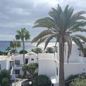 https://sea-view-paradise-lanzarote.puertodelcarmen-hotels.org