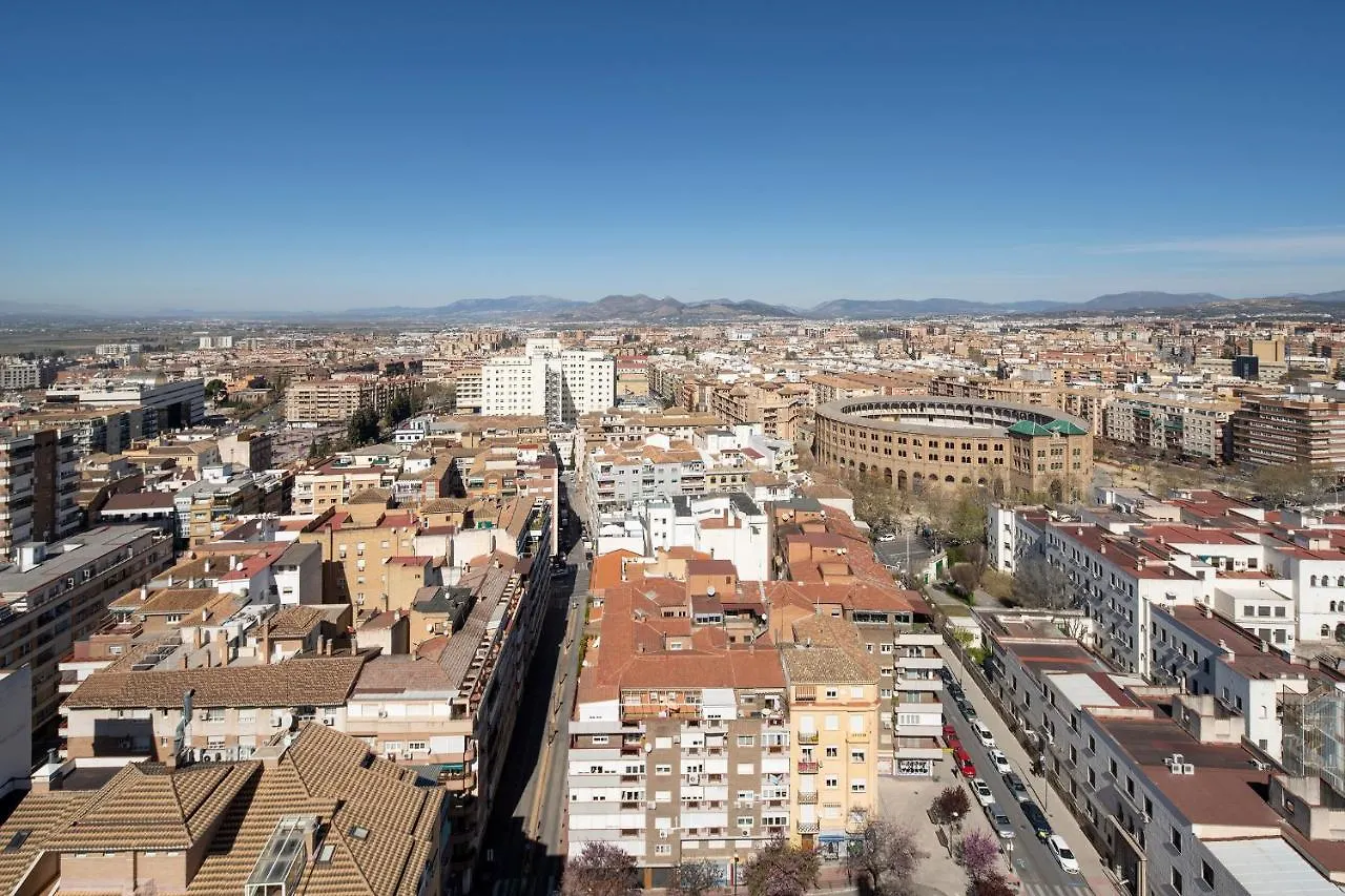 Apartment Atico Top Granada, Penthouse, 18-19Th Floor, City Centre, Views, Terrace, Free Parking